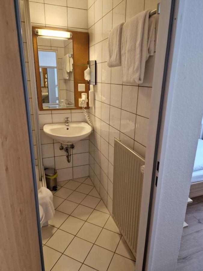 Hotel Pegasus Мюнхен Екстериор снимка