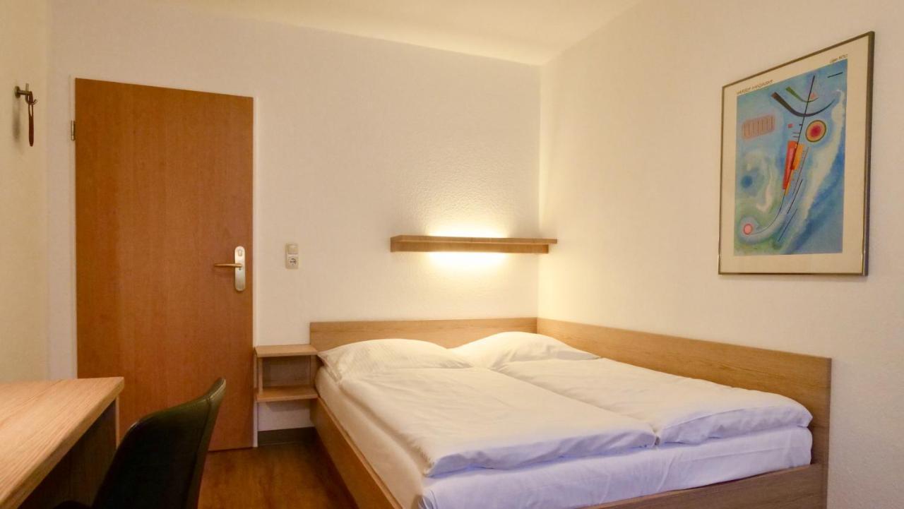 Hotel Pegasus Мюнхен Екстериор снимка