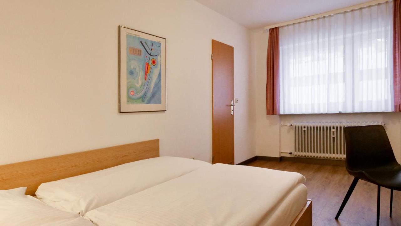 Hotel Pegasus Мюнхен Екстериор снимка